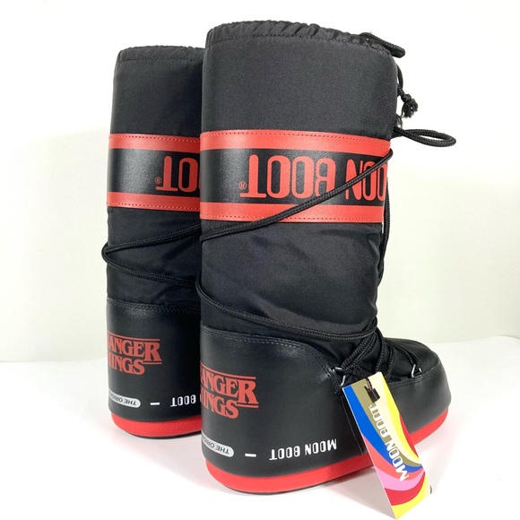 Moon Boot X Stranger Things Icon Upside Down Nylon Waterproof Boots Black NEW - Picture 1 of 17